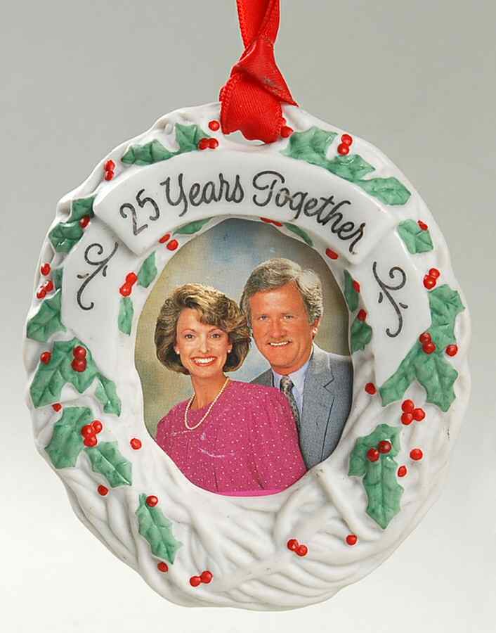 1989 Hallmark Christmas Ornaments 25 Years Together - Boxed by Hallmark Gold Crown-1