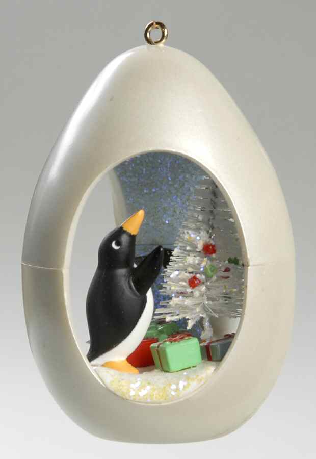 Winter Surprise 1989 - With Box by Hallmark Gold Crown-1