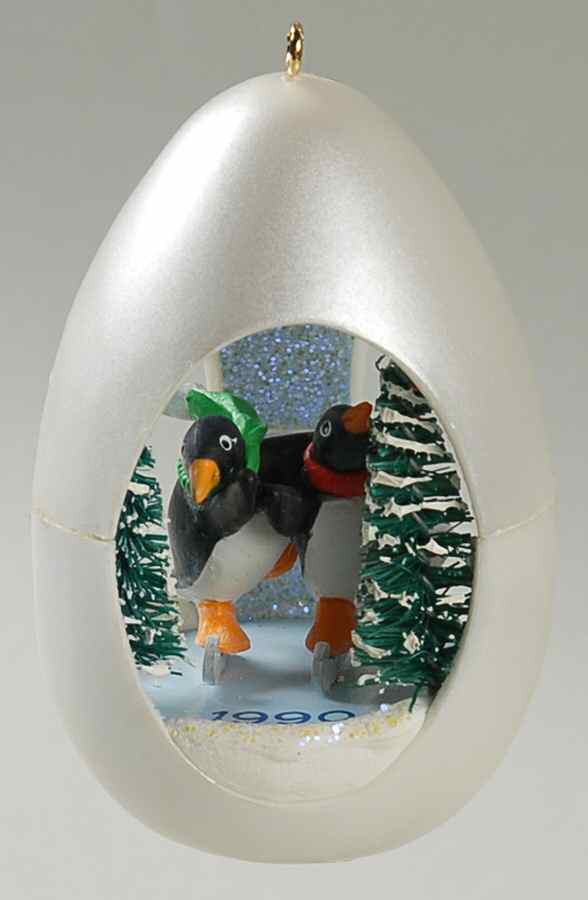 Winter Surprise 1990 - No Box by Hallmark Gold Crown-1