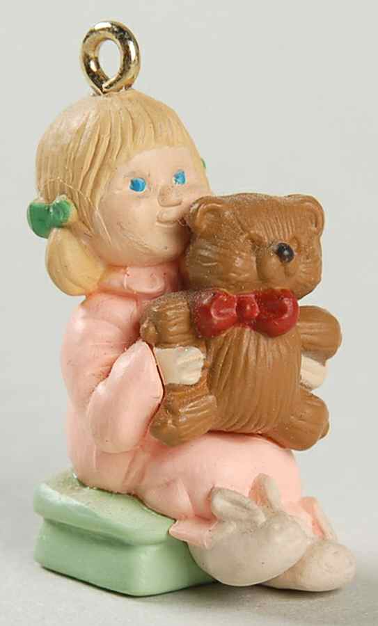 1990 Hallmark Christmas Ornaments Bear Hug - No Box by Hallmark Gold Crown-1