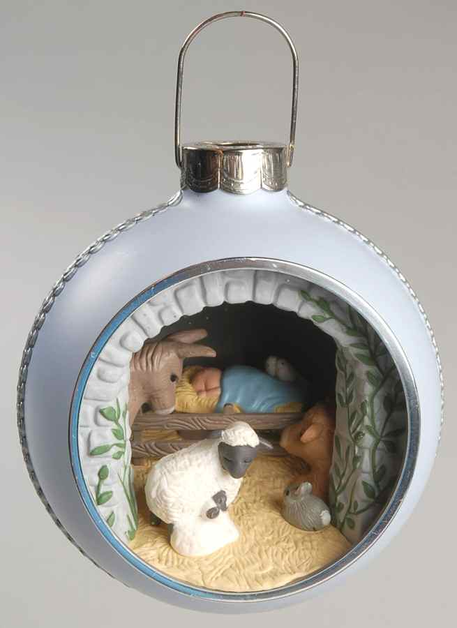 1990 Hallmark Christmas Ornaments Blessings Of Love - Boxed by Hallmark Gold Crown-1