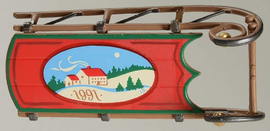 1991 Hallmark Christmas Ornaments Old Fashioned Sled - No Box by Hallmark Gold Crown-1
