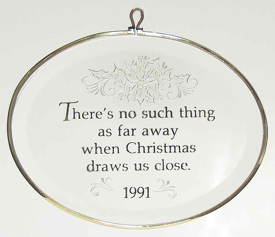 1991 Hallmark Christmas Ornaments Across The Miles - Boxed by Hallmark Gold Crown-1
