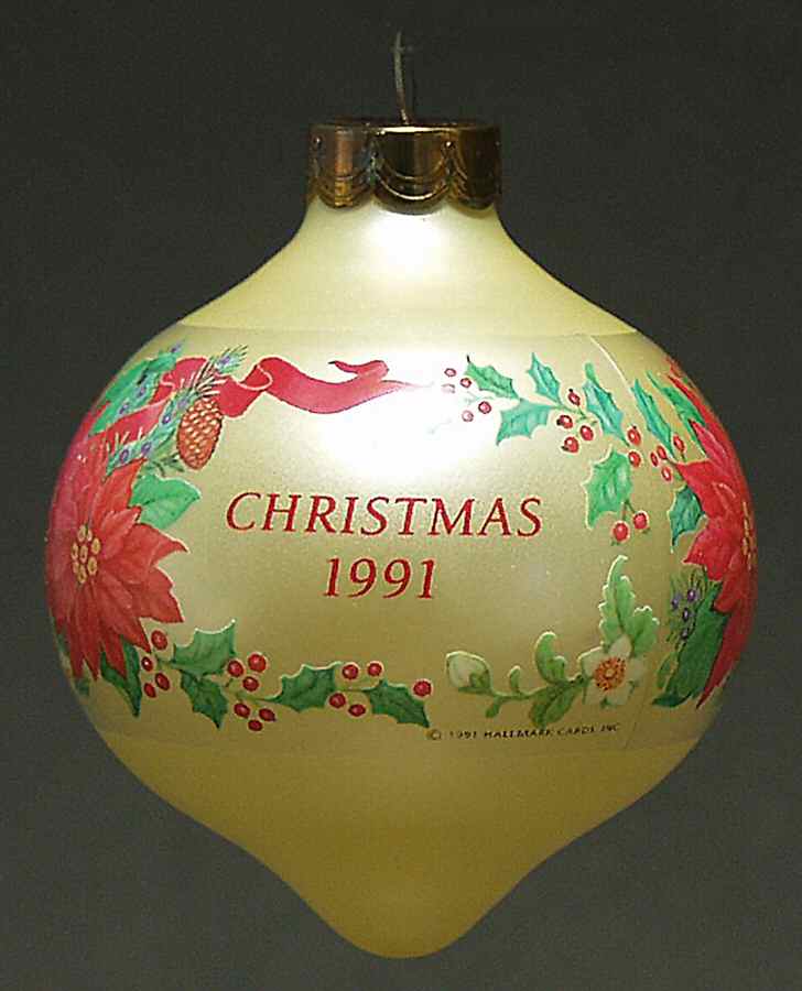 1991 Hallmark Christmas Ornaments Grandmother - With Box 108 by Hallmark Gold Crown-1