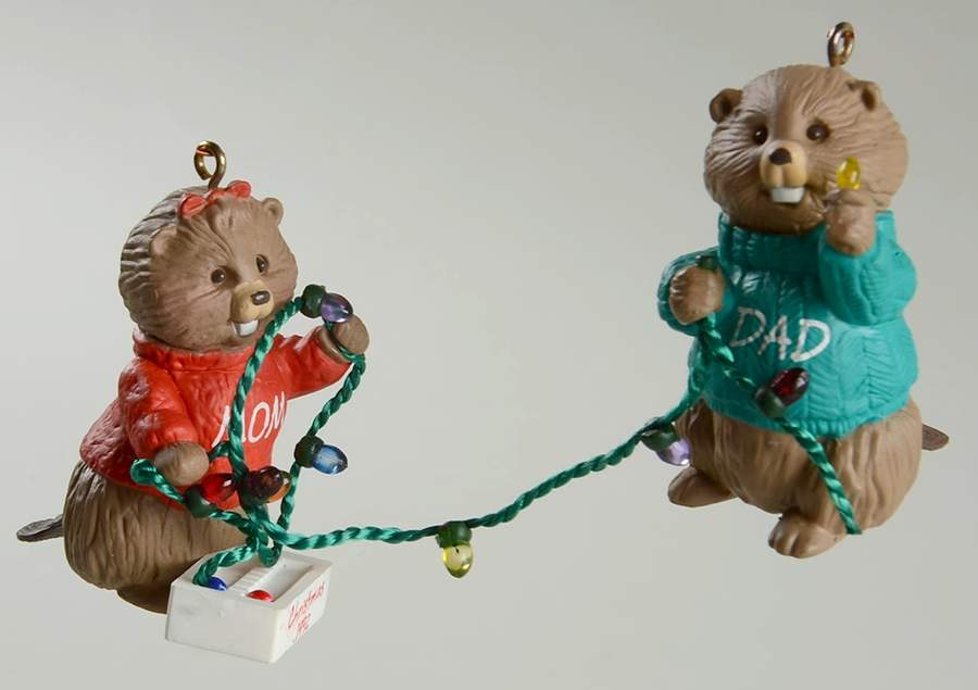 1992 Hallmark Christmas Ornaments Mom And Dad - Boxed by Hallmark Gold Crown-1