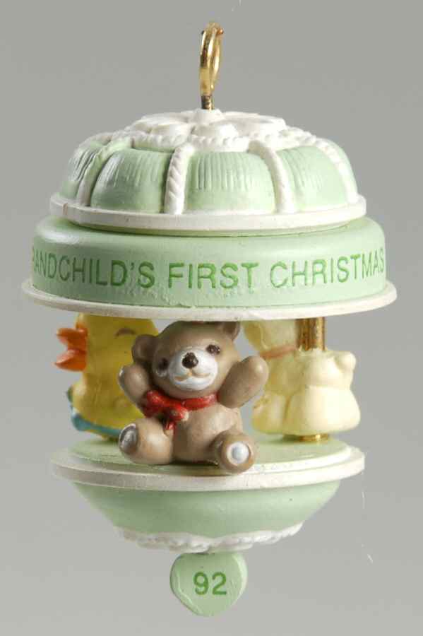 1992 Hallmark Christmas Ornaments Grandchild - Boxed by Hallmark Gold Crown-1