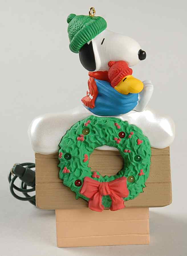 Peanuts Lighted Series #2-1992 Doghouse - Boxed by Hallmark Gold Crown-1
