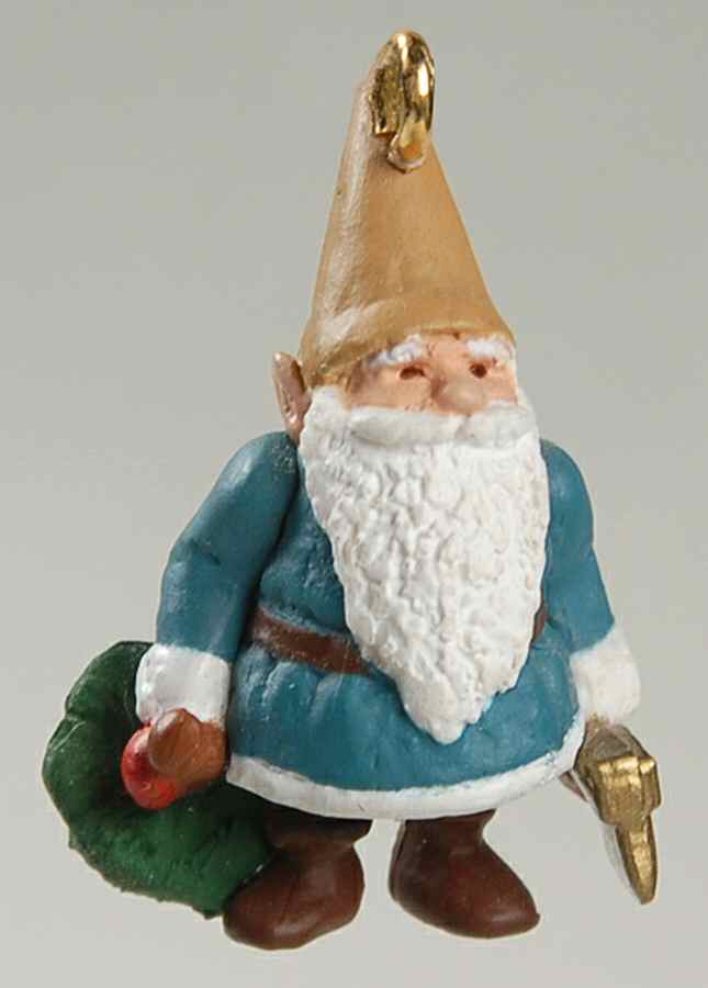 1993 Hallmark Christmas Ornaments Into The Woods - Boxed by Hallmark Gold Crown-1