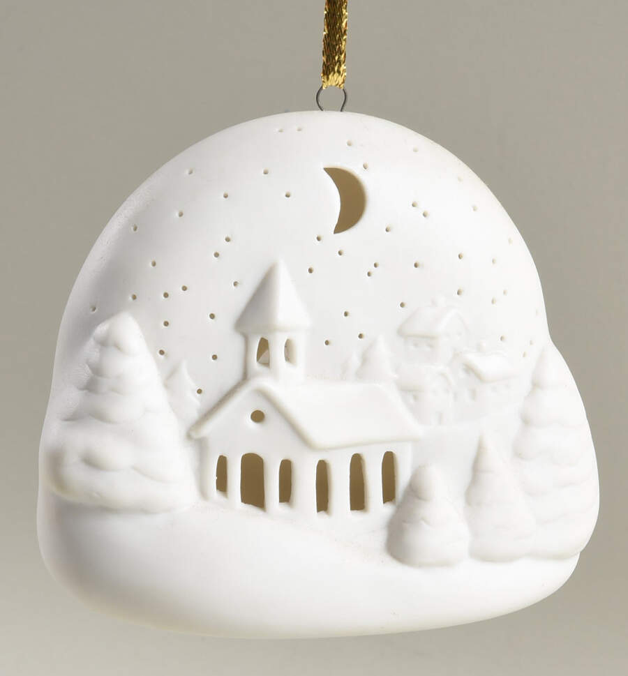 1994 Hallmark Christmas Ornaments Peaceful Village - Boxed by Hallmark Gold Crown-1