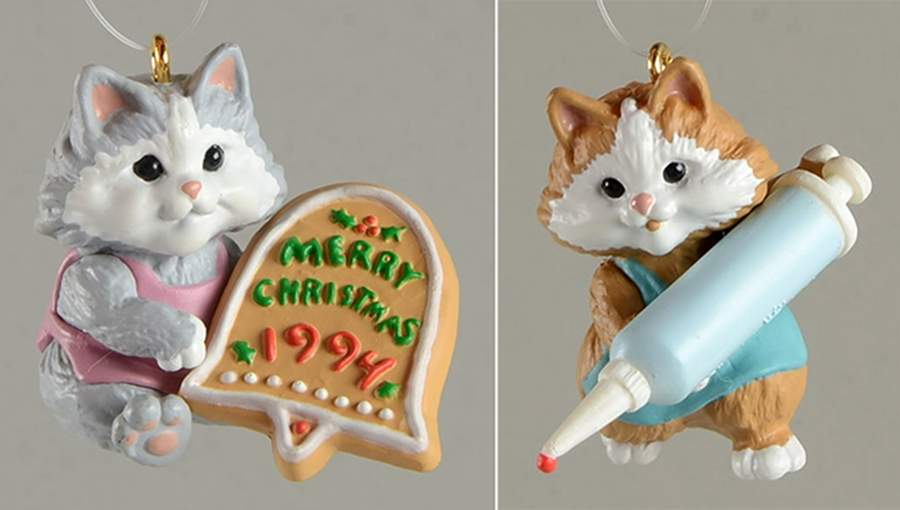 1994 Hallmark Christmas Ornaments Sweet Greeting - Boxed by Hallmark Gold Crown-1