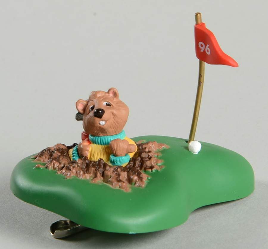 1996 Hallmark Christmas Ornaments I Dig Golf - No Box by Hallmark Gold Crown-1