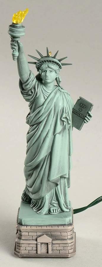 1996 Hallmark Christmas Ornaments Statue Of Liberty - No Box by Hallmark Gold Crown-1