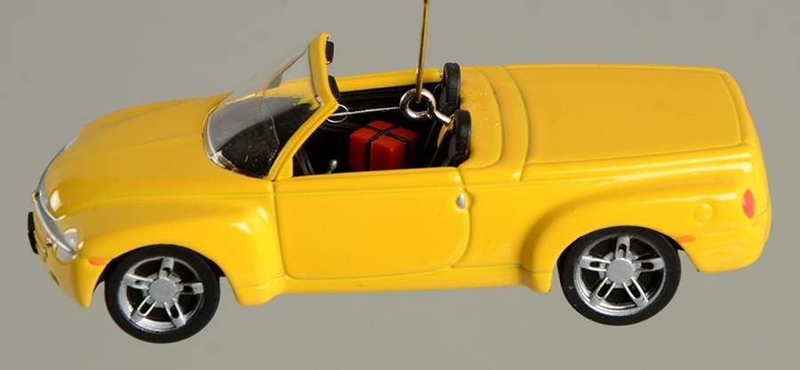 All American Trucks 2009-2004 Chevrolet Ssr #15 - Boxed by Hallmark Gold Crown-1