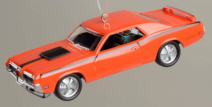 Classic American Cars 2015 #25-1970 Mercury Cougar Eliminator - Boxed by Hallmark Gold Crown-1