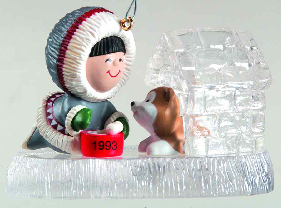 Frosty Friends 1993-Igloo Doghouse-14th Edition - Boxed by Hallmark Gold Crown-1