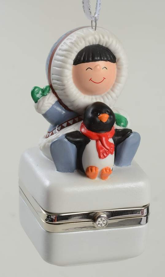 Frosty Friends 2002-Frosty Friends Porcelain Box - No Box by Hallmark Gold Crown-1