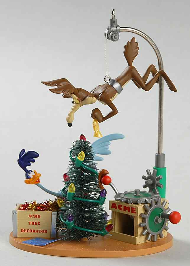 Looney Tunes 2007-The Coyote Contraption - Boxed by Hallmark Gold Crown-1
