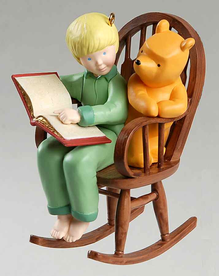 Winnie the Pooh Story For Pooh - Boxed by Hallmark Gold Crown-1