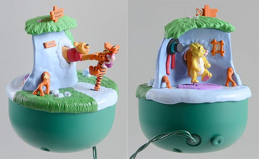 Winnie the Pooh Too Much Honey-Lighted - Boxed by Hallmark Gold Crown-1