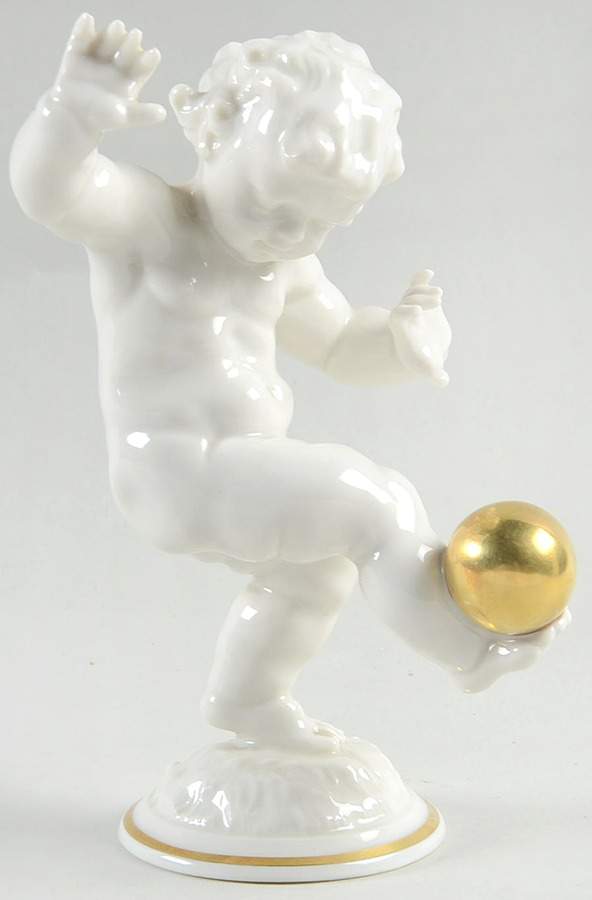 Cherubs-Angels Cherub Kicking Gold Ball - No Box by Hutschenreuther-1