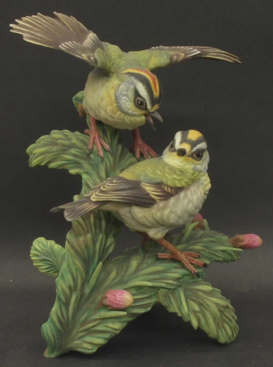 Gunther Granget Birds Golden-Crested Wrens (Tiny Acrobals) - Boxed by Hutschenreuther-1