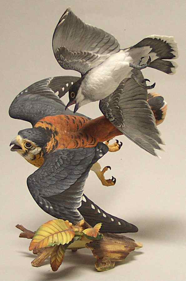 Gunther Granget Birds Sparrow Hawk W/King Bird - No Box by Hutschenreuther-1