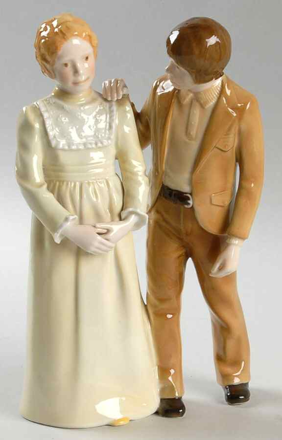 Children Dance-Tan Dress - No Box by Hutschenreuther-1