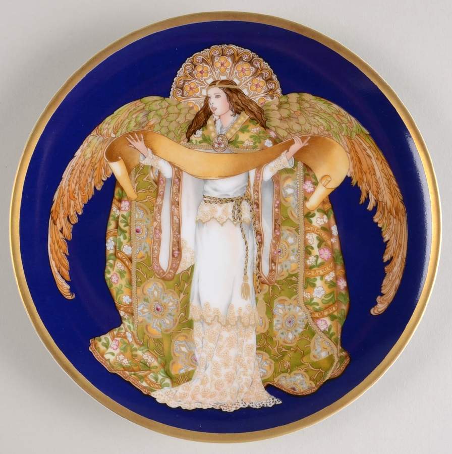 A Concert of Angels The Singer - With Box by Hutschenreuther-1