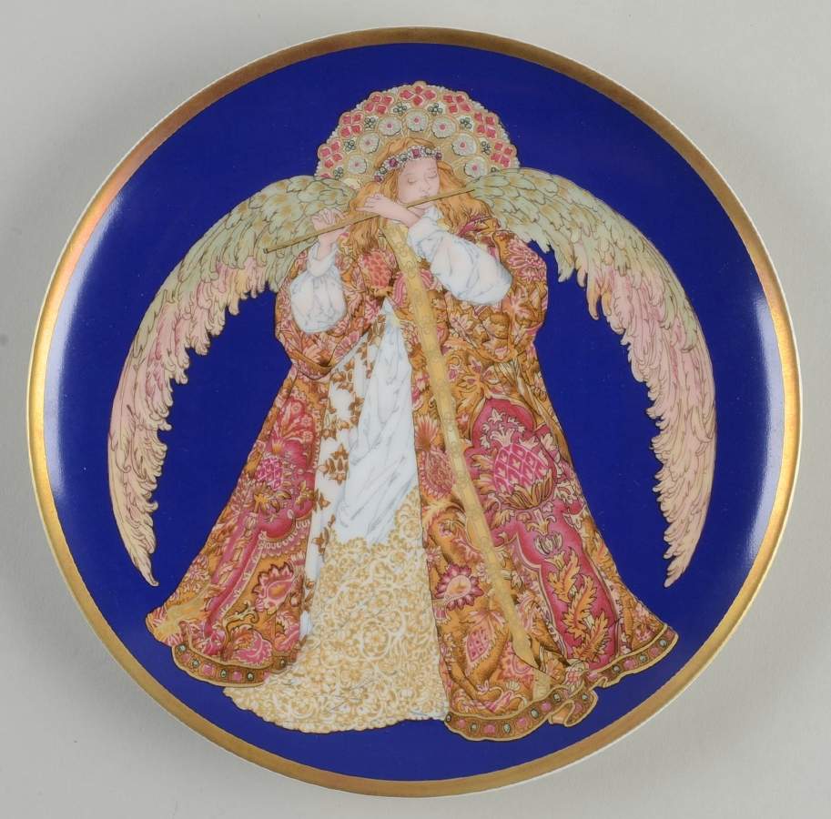 A Concert of Angels Angel With Flute - Boxed by Hutschenreuther-1