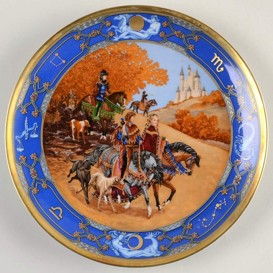 Love For All Seasons The Falcon Hunt - Boxed by Hutschenreuther-1