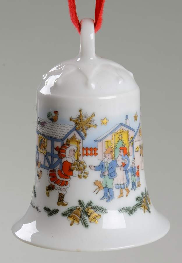 Annual China Christmas Bell Farm - No Box by Hutschenreuther-1