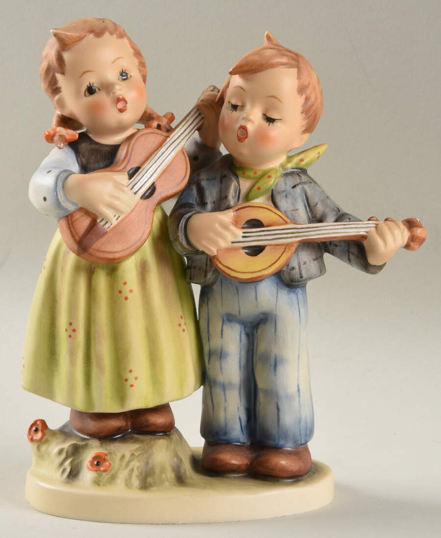 Happy Days Tm6-Happy Days - No Box by M.I. Hummel-1