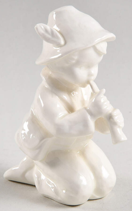 Nativity All White Figures Tm3-Shepherd Boy - Boxed by M.I. Hummel-1