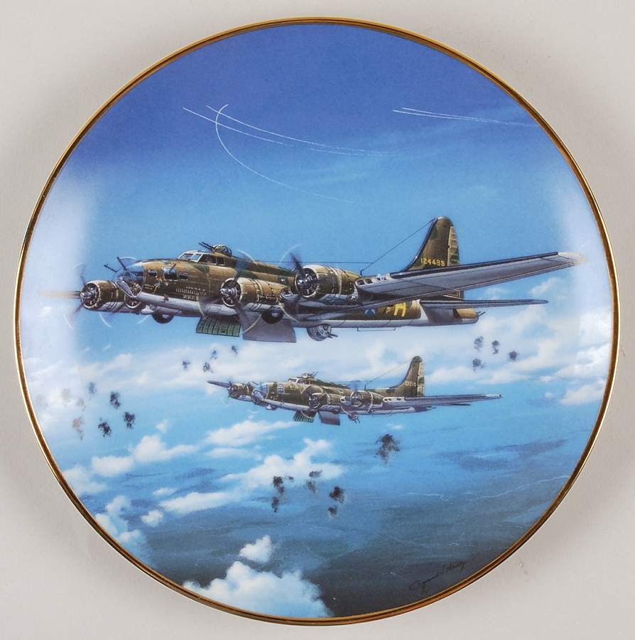 Great Fighter Planes of World War II Memphis Belle - No Box by Hamilton Collection-1