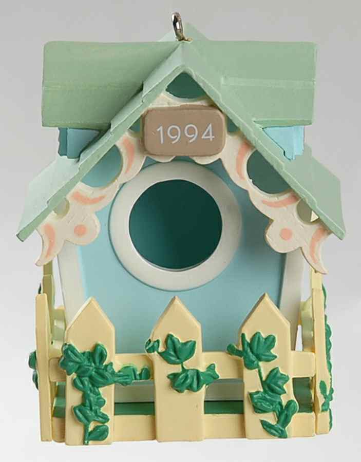 1994 Hallmark Easter Ornaments Treetop Cottage - No Box by Hallmark Gold Crown-1