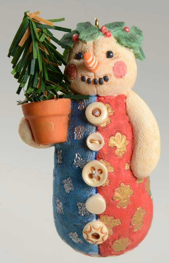 2000 Hallmark Christmas Ornaments Snow Girl - With Box by Hallmark Gold Crown-1