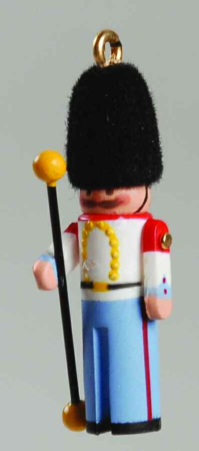 Clothespin Soldier-Miniature British Soldier - No Box by Hallmark Gold Crown-1