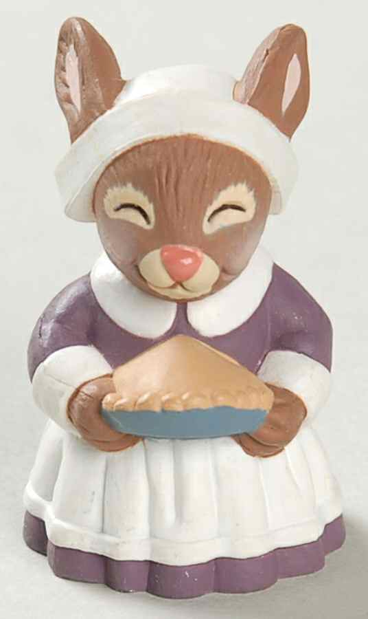Merry Miniatures 1994 Pilgrim Bunny - Boxed by Hallmark Gold Crown-1