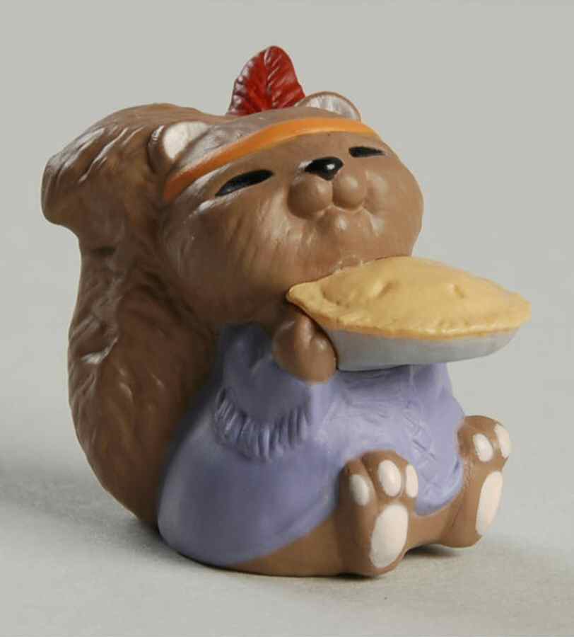 Merry Miniatures 1993 Indian Squirrel With Pie - Boxed by Hallmark Gold Crown-1