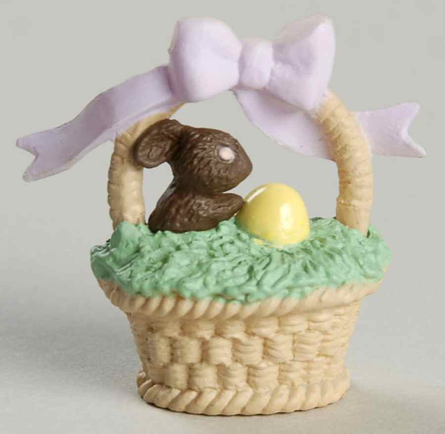 Merry Miniatures 1993 Easter Basket - No Box by Hallmark Gold Crown-1