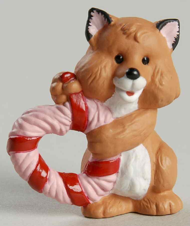 Merry Miniatures 1993 Fox With Heart Wreath - No Box by Hallmark Gold Crown-1
