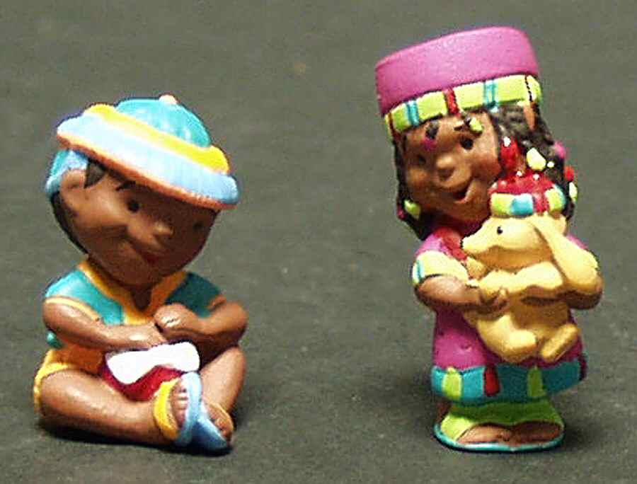 Merry Miniatures 1996 Penda Kids - Boxed by Hallmark Gold Crown-1