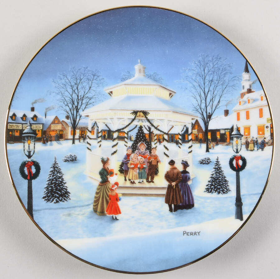 Scenes of An American Christmas Sounds Of Christmas - No Box by Hamilton Collection-1