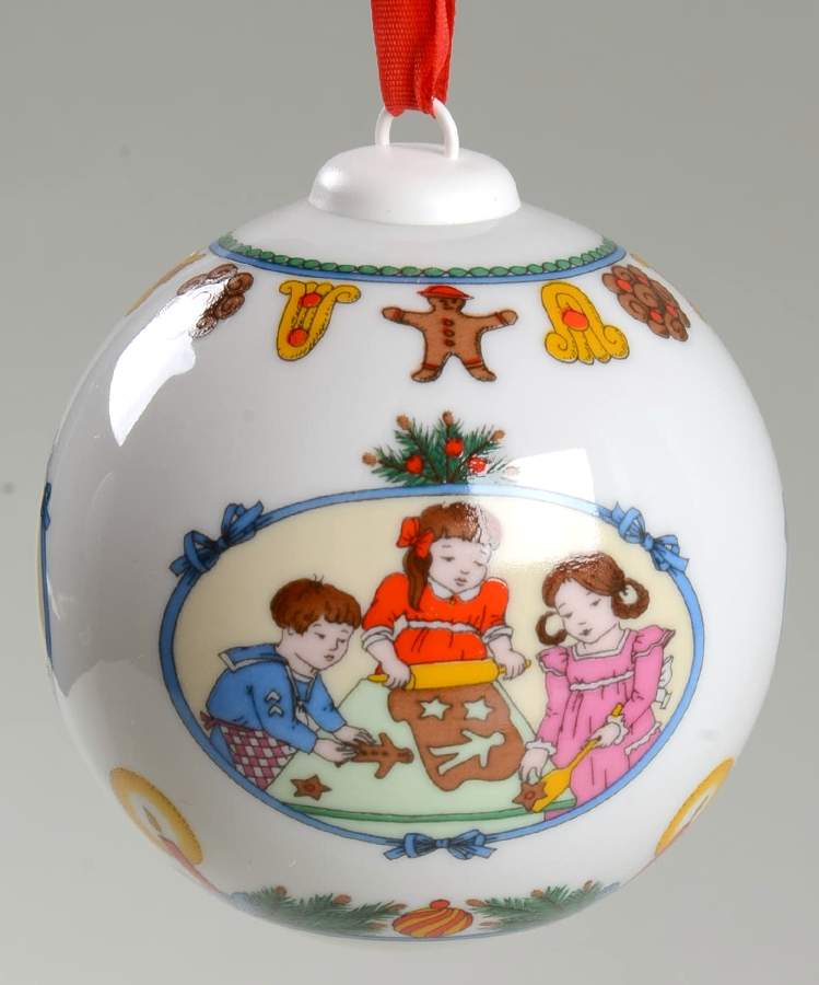 Annual China Christmas Ball Christmas Pastries - Boxed by Hutschenreuther-1