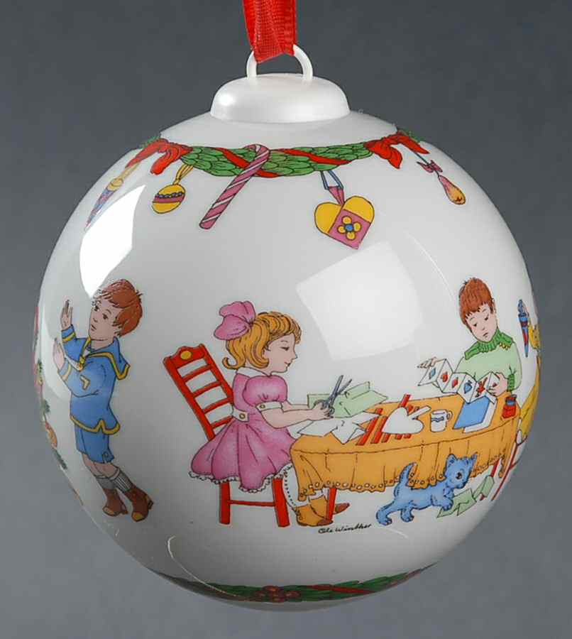 Annual China Christmas Ball Handicrafts - Boxed by Hutschenreuther-1