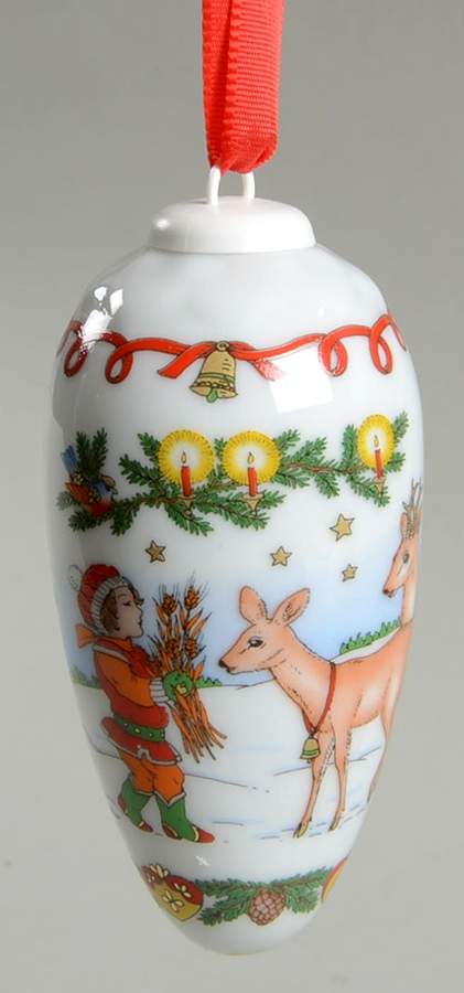 Annual China Pine Cone Ornament Feeding The Animals - No Box by Hutschenreuther-1