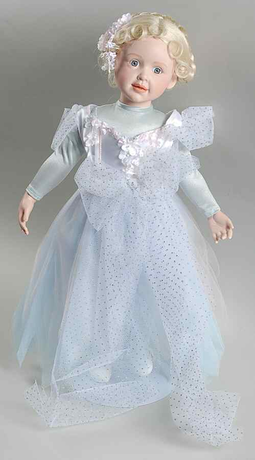 Helen Kish II-Dolls Vanessa - With Box by Hamilton Collection-1