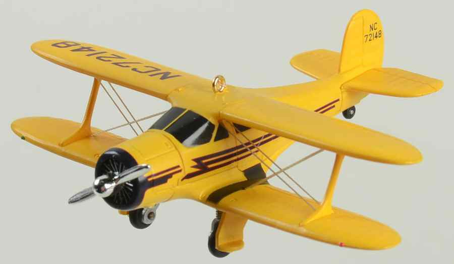 Sky's the Limit 2002-Staggerwing - Boxed by Hallmark Gold Crown-1