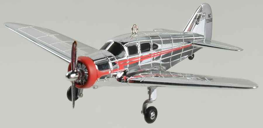 Sky's the Limit 2004-Spartan Model 7-W Executive - Boxed by Hallmark Gold Crown-1