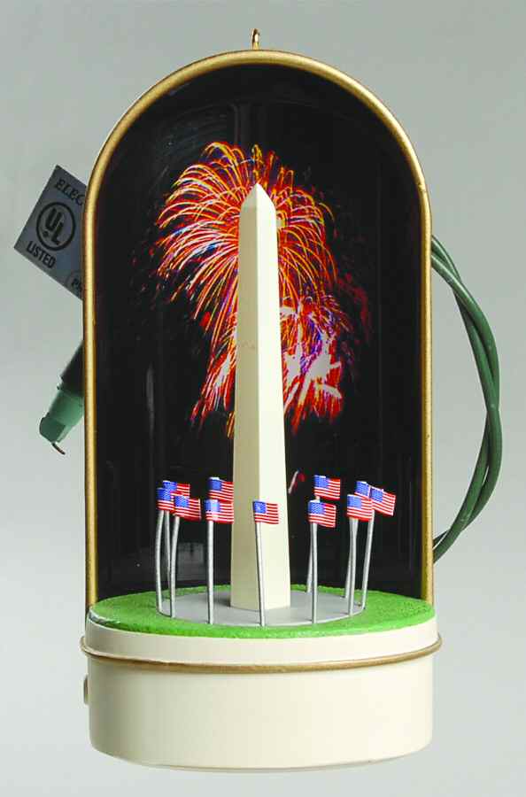 1998 Hallmark Christmas Ornaments The Washington Monument - Boxed by Hallmark Gold Crown-1